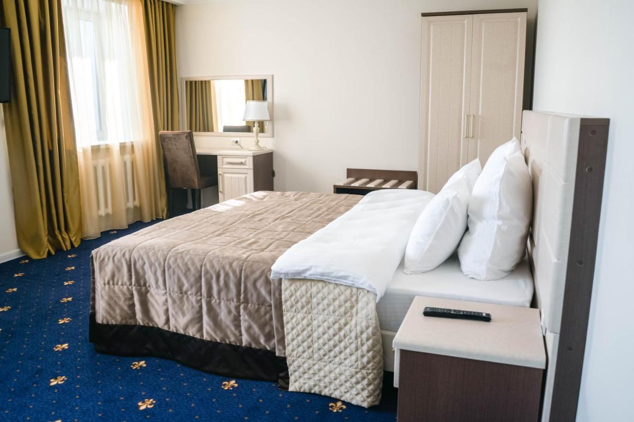 Hotel Dostyq Kökşetaw Esterno foto