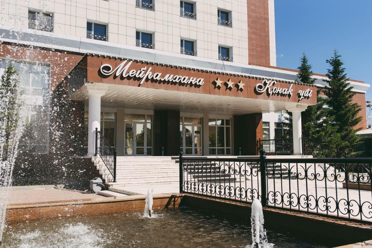 Hotel Dostyq Kökşetaw Esterno foto