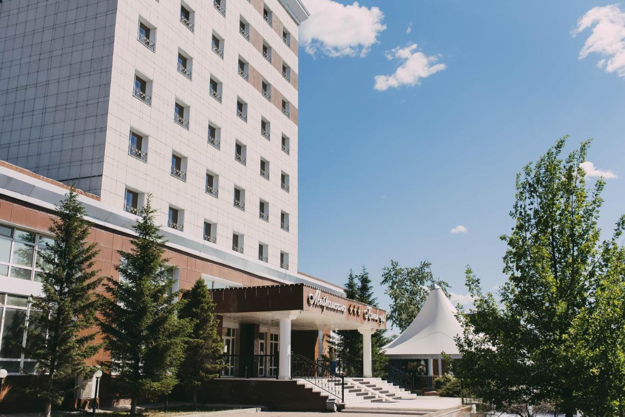 Hotel Dostyq Kökşetaw Esterno foto