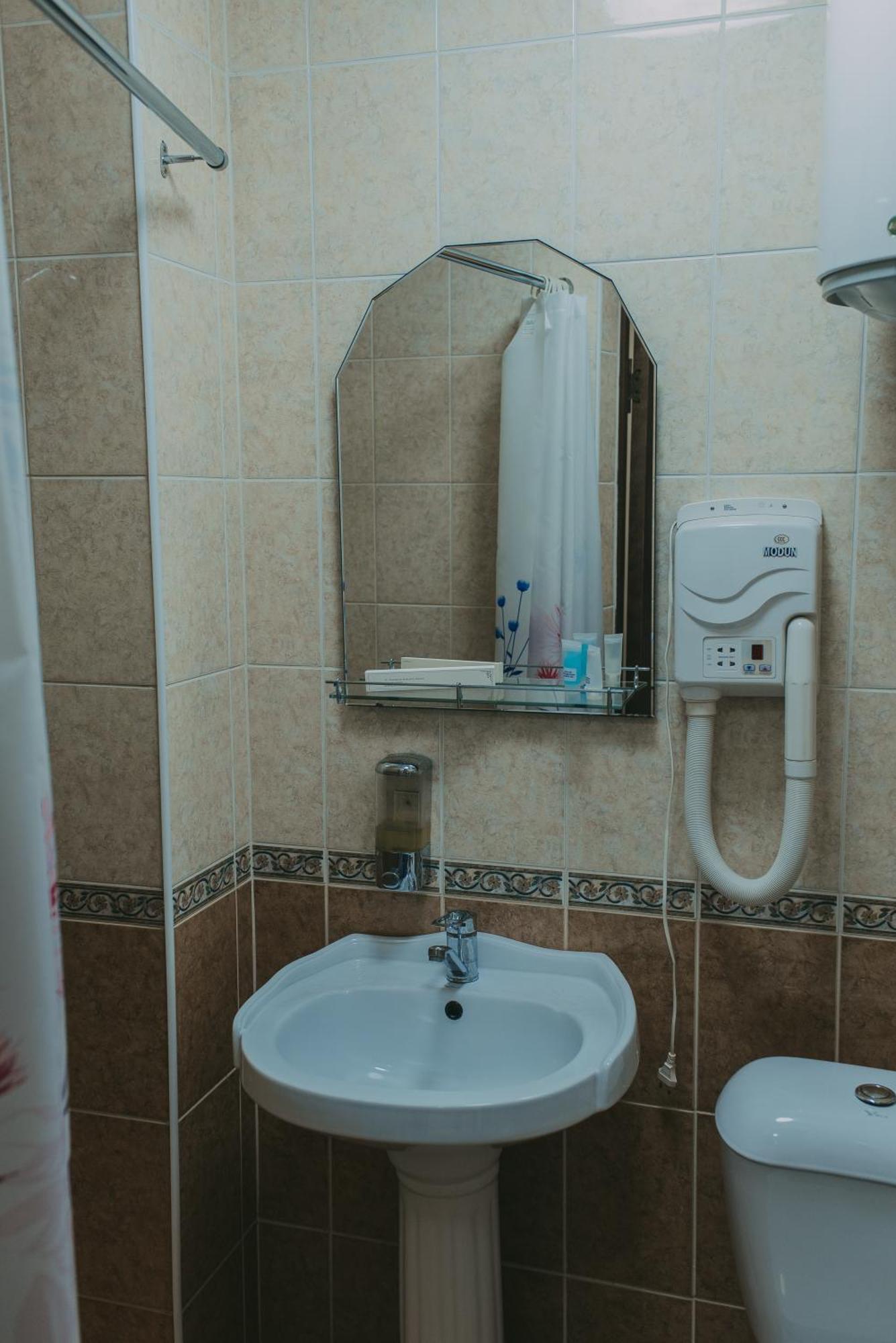 Hotel Dostyq Kökşetaw Esterno foto