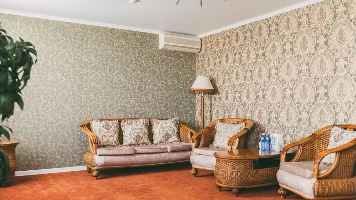 Hotel Dostyq Kökşetaw Esterno foto
