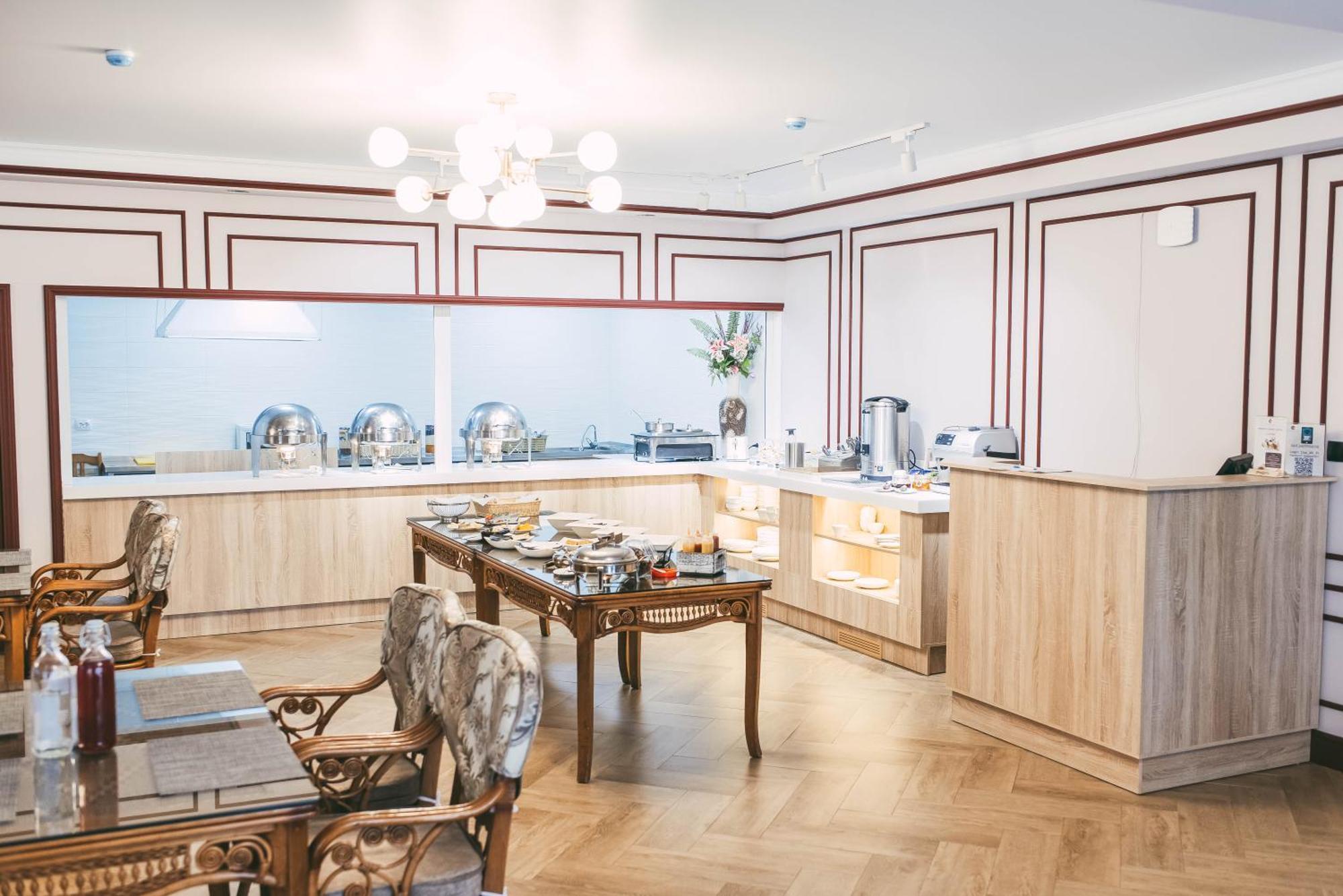 Hotel Dostyq Kökşetaw Esterno foto