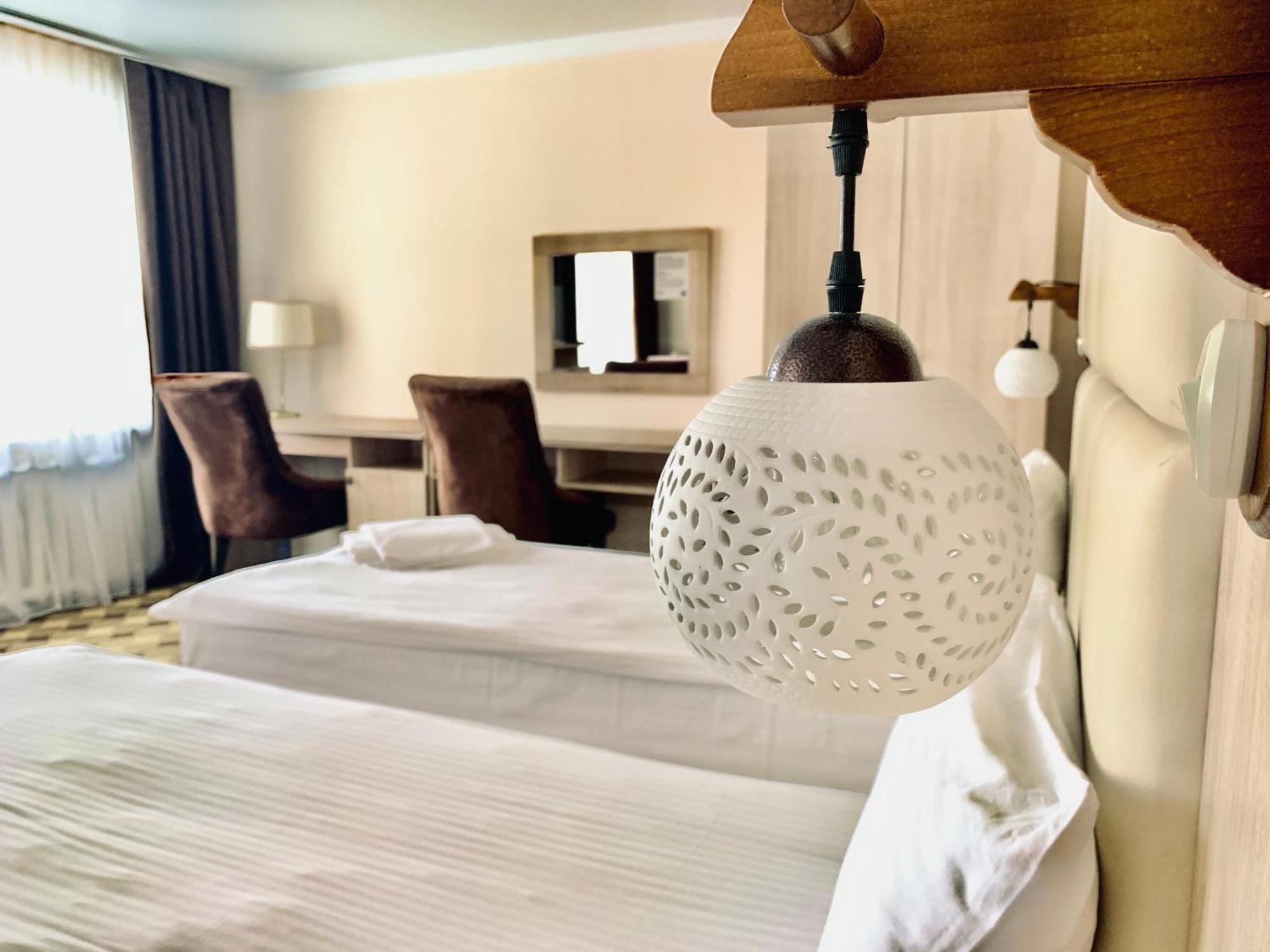 Hotel Dostyq Kökşetaw Esterno foto